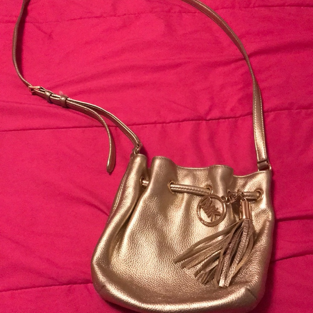 Michael kors gold purse